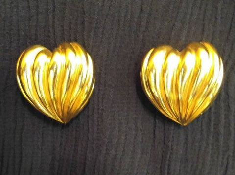 Avon Vintage Hearts Post Earrings
