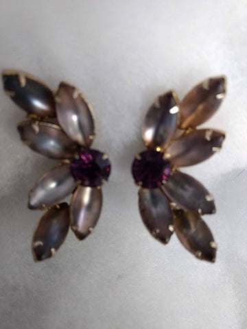 Pretty Purple Shade Mid Century Vintage Beautiful Butterfly Fit Clip Earrings