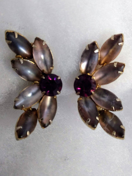 Pretty Purple Shade Mid Century Vintage Beautiful Butterfly Fit Clip Earrings