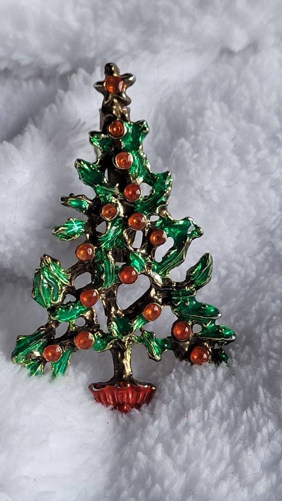Vintage Festive Christmas Tree Brooch