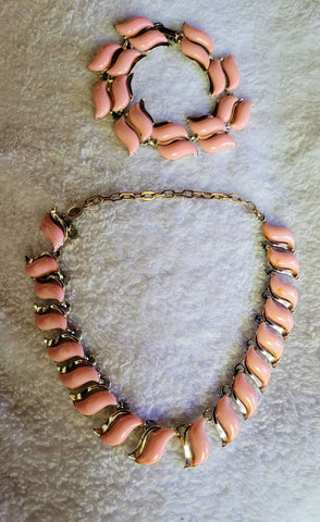 Classic 50s Pink Set Thermoset Necklace Bracelet with Matching Bracelet