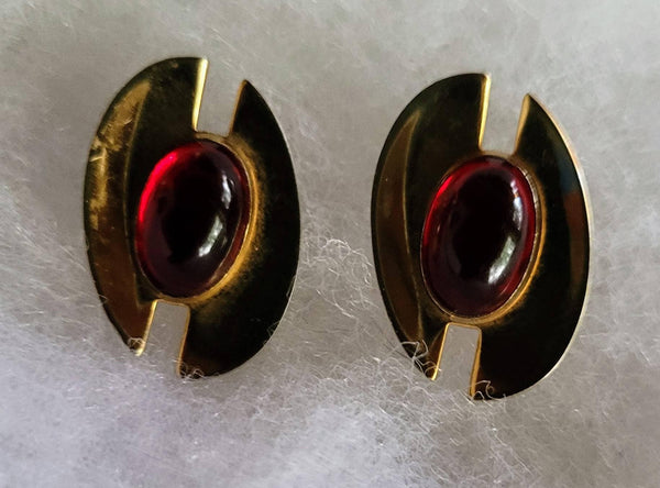 Vintage Ruby Red Stone Cufflinks Set on Shiny Gold 1950s Cool Cut Base Vintage Valentines for Him... Men's Mid Century Collection