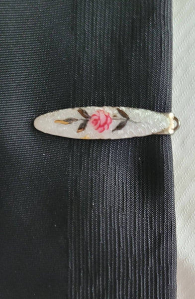 Handpaited Floral Tie Bar 1940s Vintage Treasure from the Golden Era of Classic Style  Design. Decorative Bars on Hats Lapels...
