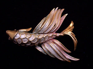 Fish Pin Sparkle  Inlaid Pastels & Gold Gracefully Beautiful Oceans Jewels Vintage