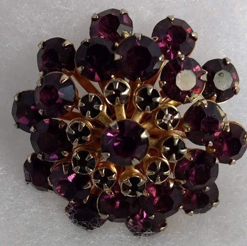 Rhinestone Royalty Classy Fifties Flash This Very Sweet Dimensional Beautiful Old Brooch... Hitting The Style Dial