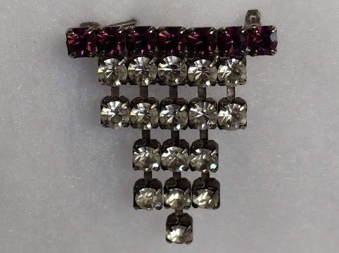 Rhinestones Rocking  this Prize  Pin...  A POP Of Purple & !7 Sparkling White Rhines.  Bright Full of Flattering Light..! OOLA