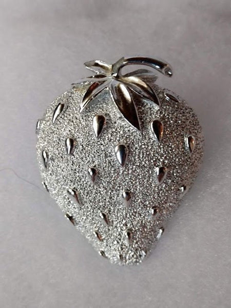 Sarah Coventry Sweet Silver Strawberry Seventies Precious Pin