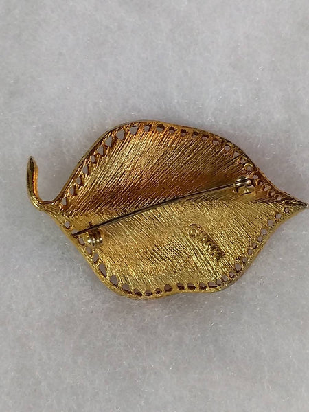 B.S.K. Beauty in Gold "Leaf Pin"... Clean Cut Design Nature Lovers Love...