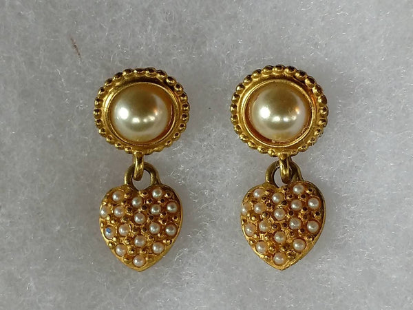 Classic Beauty by Leslie Block. Petite & Pretty Pearl Earrings