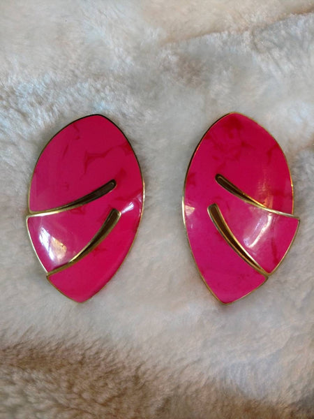 Berebi" Basic Beauty Vintage 80s Earwear Pretty in Pink