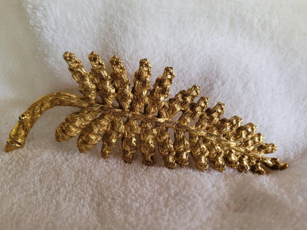 Judith Green Seventies Statement Leaf Pin