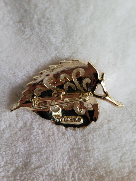 Designer "Gerrys" Golden Leaf Pin 60s Special