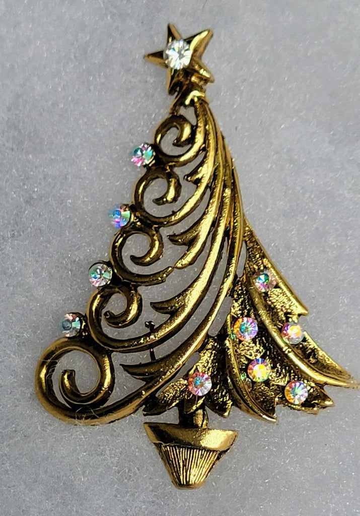 Jj christmas tree deals brooch