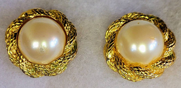 Marvelous  Marvella  Vintage Pearl Earrings