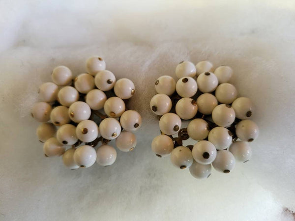 Fantastic  Forties White Clip Earrings