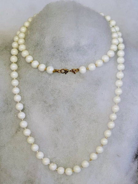 Monet Mid Century Magic White Glass Bead Necklace