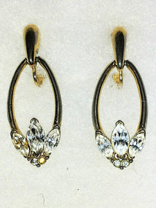Trifari  Treasures Rare 60s Dangling Rhinestones Sparkling Style