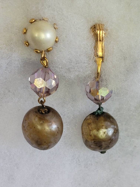 Darling Dangling  Pearl's & Co. Vintage EARRINGS Delicate Delightful  Design