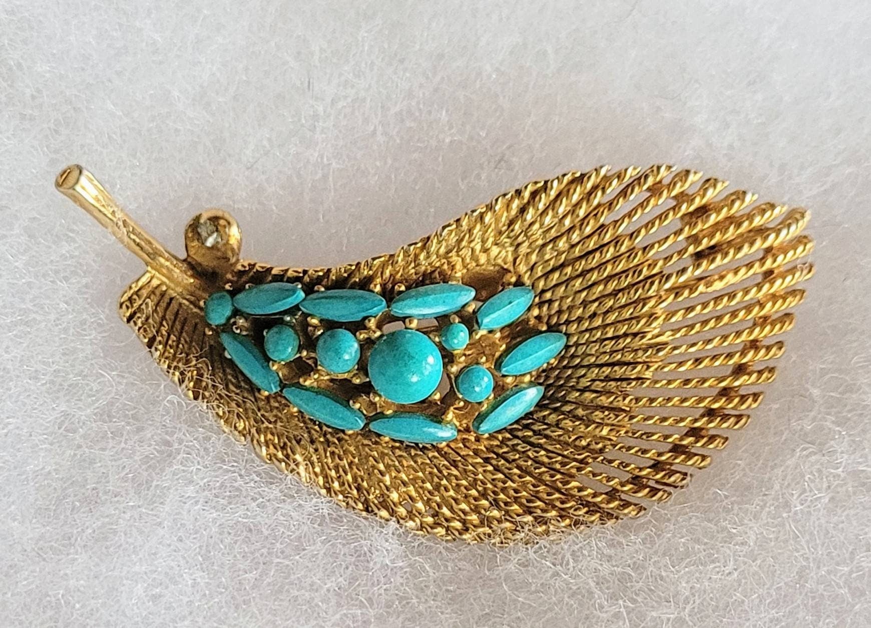 Ari × Gold & Turquoise 80s Pretty Pin Feather  Leaf