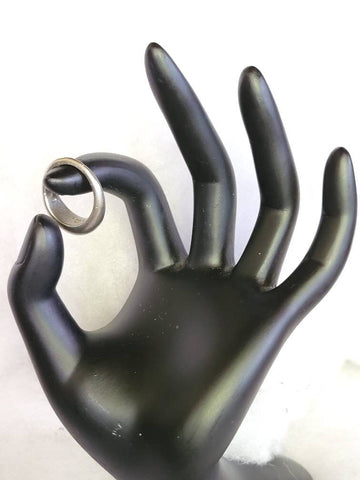 DKNY Vintage Ring 93 Sleek Style in Silver...