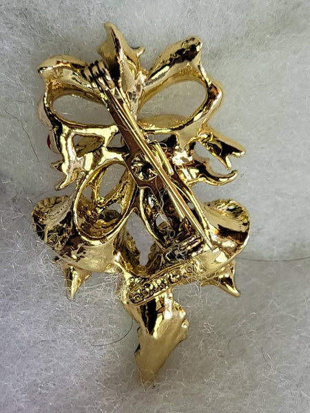 Christmas  Bells Pin by Gerrys Vintage Jewelry