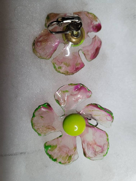 Fabulously Forties Floral Artistic Design  Earrings