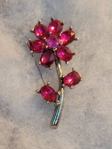 Pretty Pink Rhinestone Flower Vintage Brooch