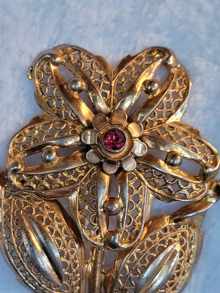 Golden Flower Brooch Vintage Detail