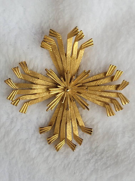 Corocraft Gold Maltese Cross
