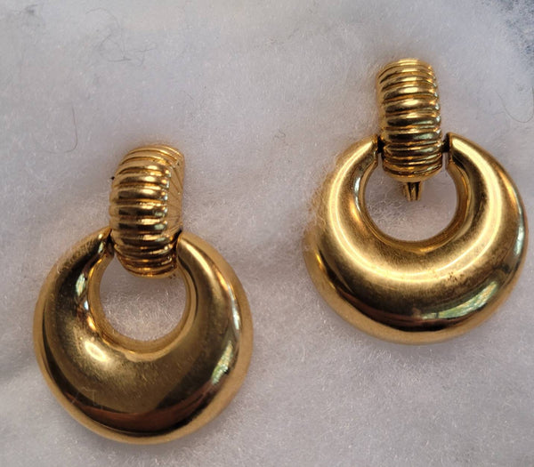 Monet Vintage  Gold Door Hangers Medium  Sive
