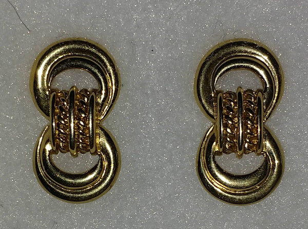 Trifari  1990s Gold Post