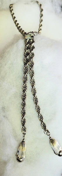 Fun with This Fifties Classic Neckware..!