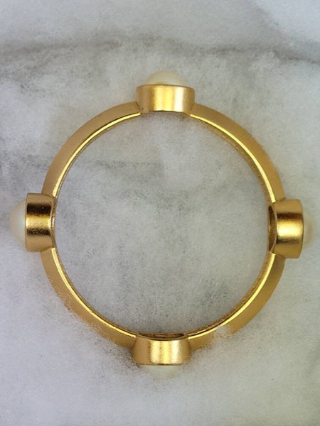 Unique Pearl And Gold 50s Deco on The Style Dial
