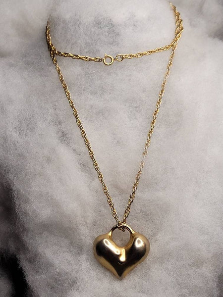 Heat of Gold Vintage  Necklace...