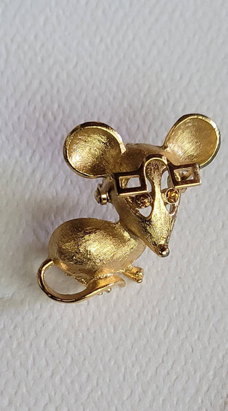 Adorable Avon Mouse Pin with Moving Glasses Vintage 60s Sweet