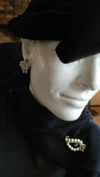 Magnificent Marvella Pearl & Rhinestone Parure Mid Century Magic. !