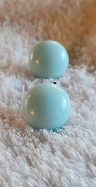 Soft Powder Blue Disc  194os Screwback Earrings