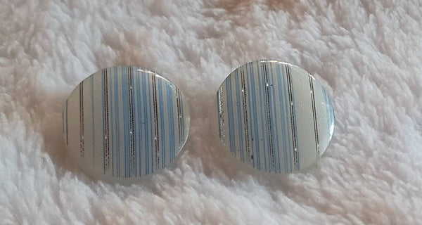 Vintage Hologram Look in these Stunning Period Clip Earrings.