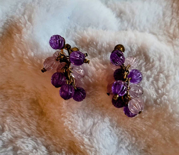 40s Fabulous Frosted Scored Grape Cluster Screwback Earrings Cheers..!