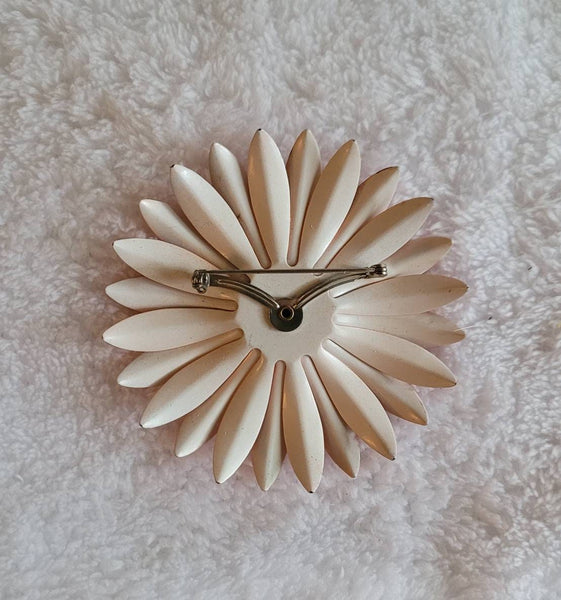 Flower Power. ! 4 in Orange Enamel Daisy Pin... Happy 60th Birthday 1960s  Vintage Jewelry..!