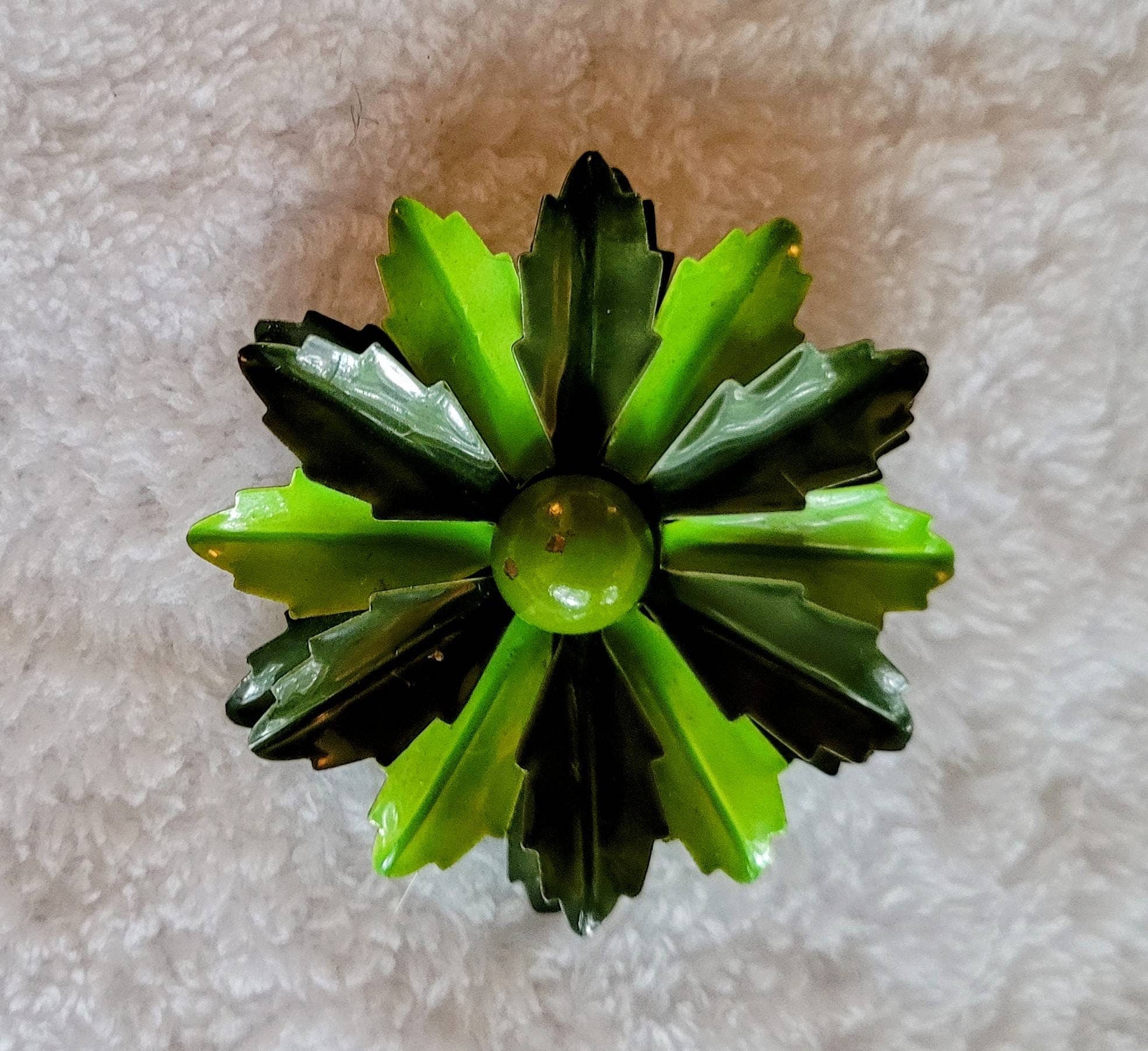 Flower Power. !  Green Enamel Flower Pin... Happy 60th Birthday 1960s  Vintage Jewelry..!