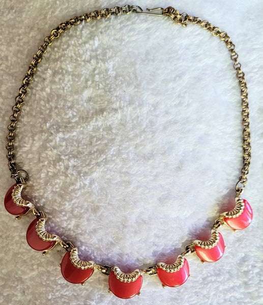 Richy Red..! 1950s Style Gold Scallop Trim Thermoset Lucite Necklace