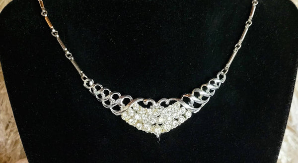 Dazzling Diamante Fifties Necklace Open Weave Golden Swag of Crystal Rhinestones. Unique Chain Necklace