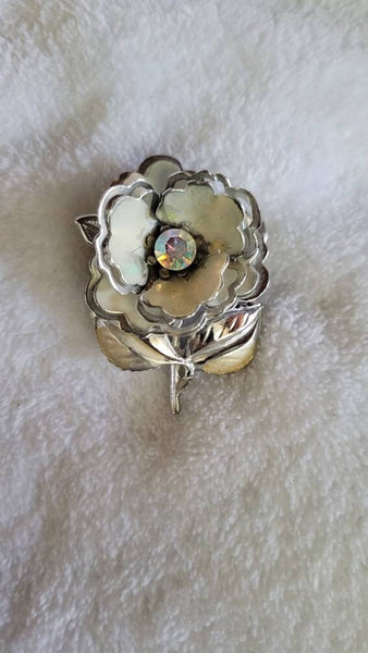 Golden Era Floral Pins Sparkling Aurora Borialis Stone Center this Silver Petal Flower Pin