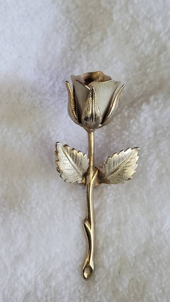 Golden Era Floral Pins Petite Sweet Champagne Rose Petals on Gold Stem