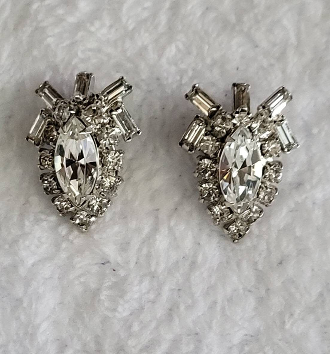 1950s Rhinestone Earrings Dazzling Sparkle..!