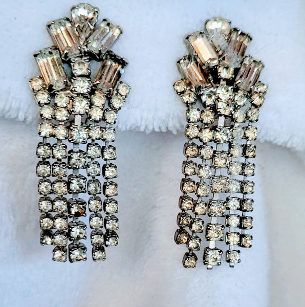 Radiant Rhinestone Swag Earrings of Spectacular Sparkle and Shine.! Round, Radiant, Teardrop Cut Stones 5 Rows 50s Fabulous Fashion