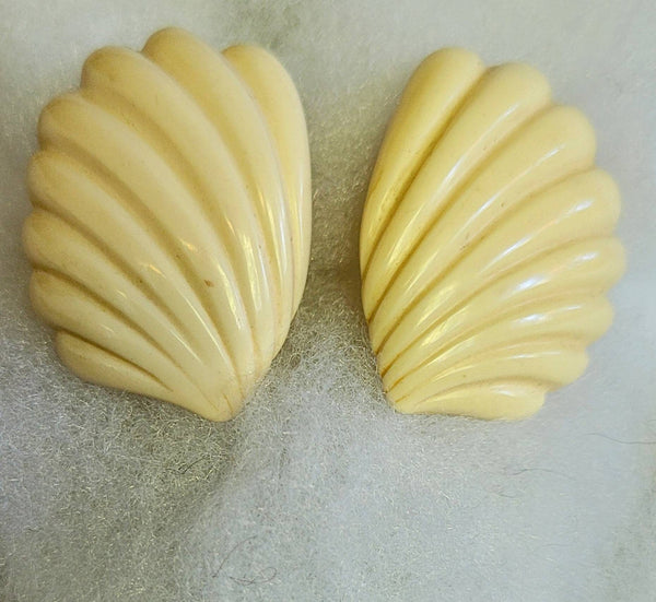 Napier Designer Earrings Vintage Plastics Cream Shell Clip Post