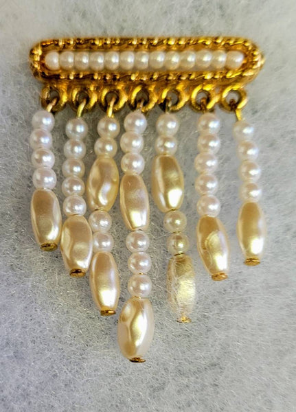 Napier Signed Pearl Pin Tiny Pearl's on Gold Bar With Dangling Fresh Water Lovelies Vintage Fabulous