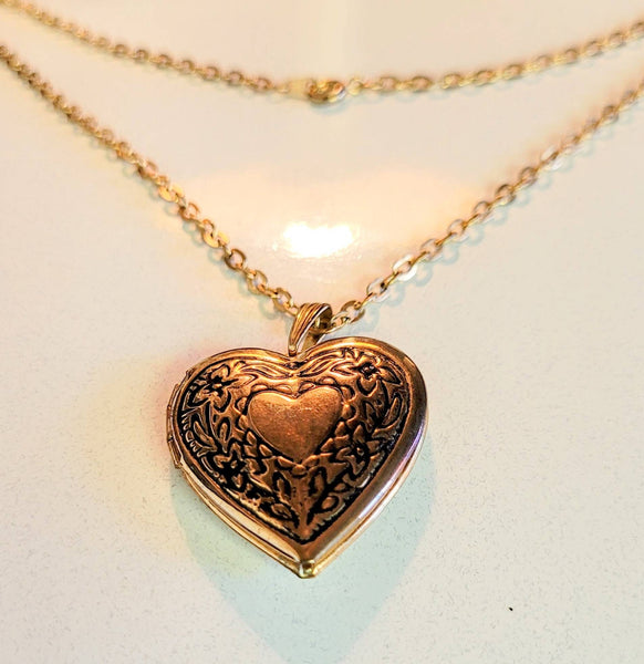 Vintage Valentines Golden Etched Heart Locket Stunning Keepsake Treasure on Beautiful Golden  Link Chain